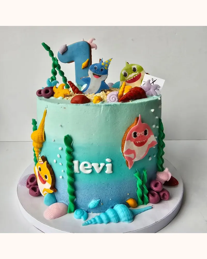 Oceaantaart met visjes en zeewier